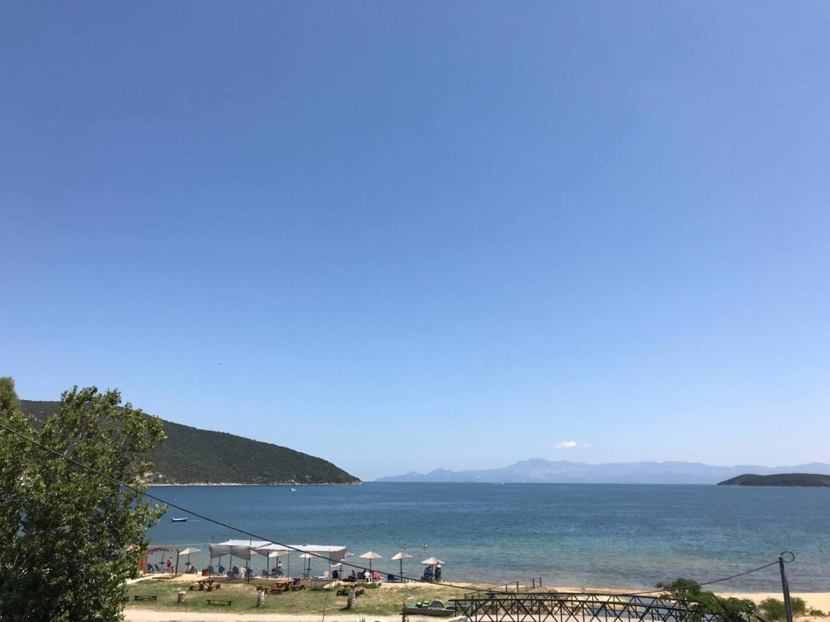 Apartamento Peramos Luxury Néa Péramos Exterior foto