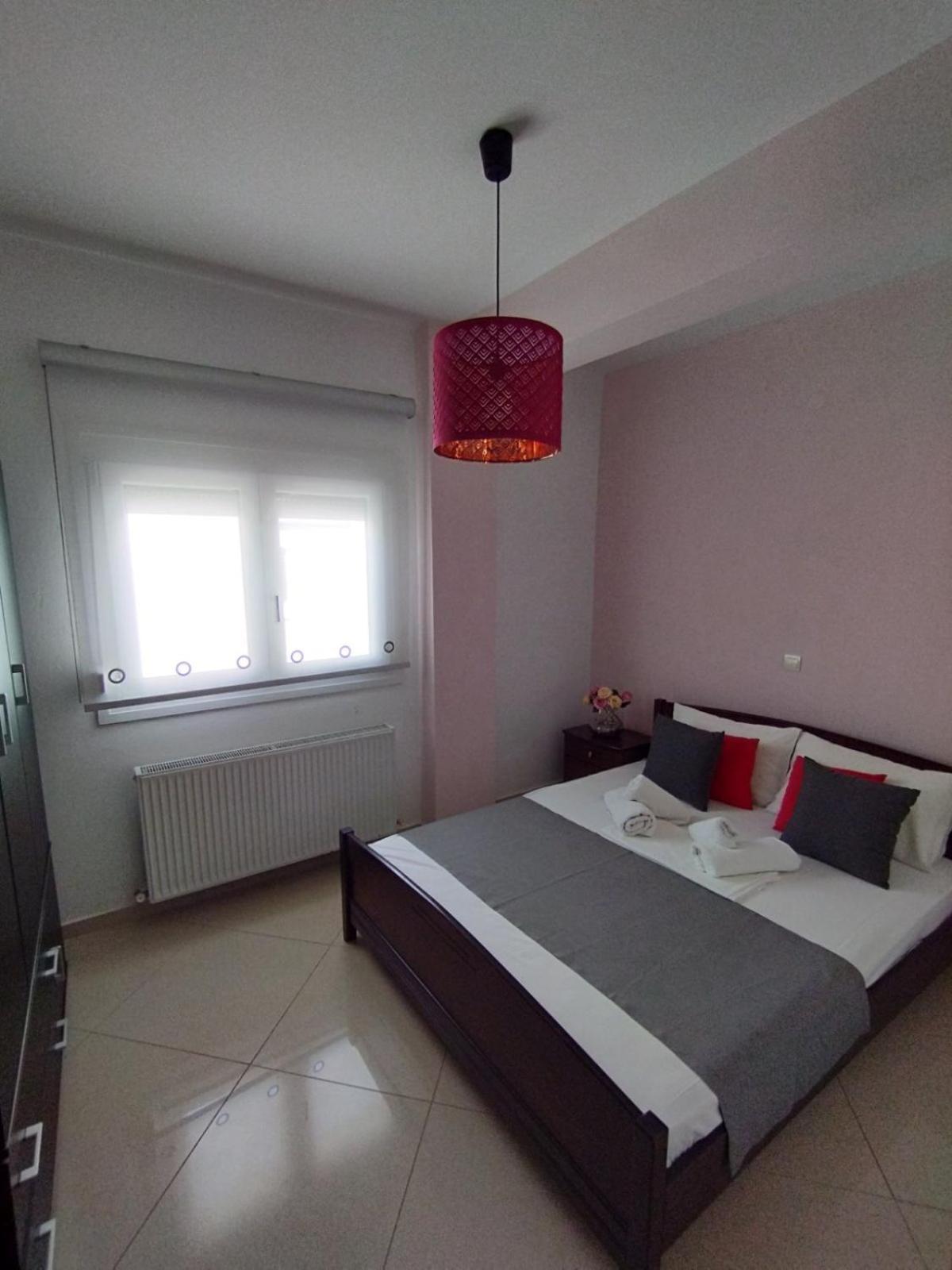 Apartamento Peramos Luxury Néa Péramos Exterior foto